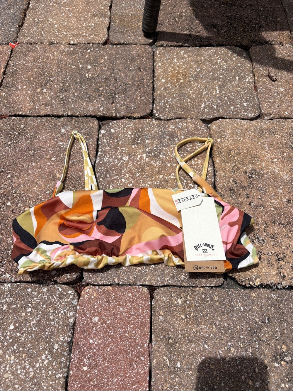 NWT Billabong Reversible Multicolor Retro Print Bikini Top